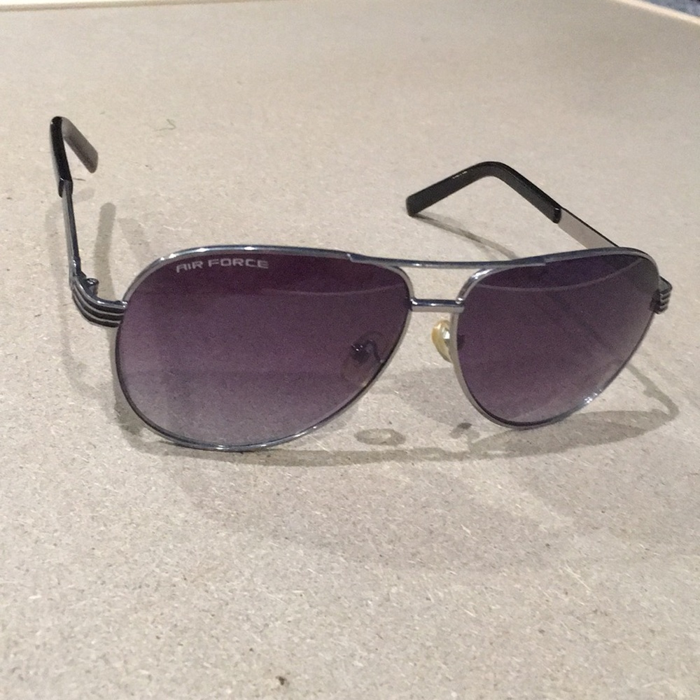 Aviators sunglasses
